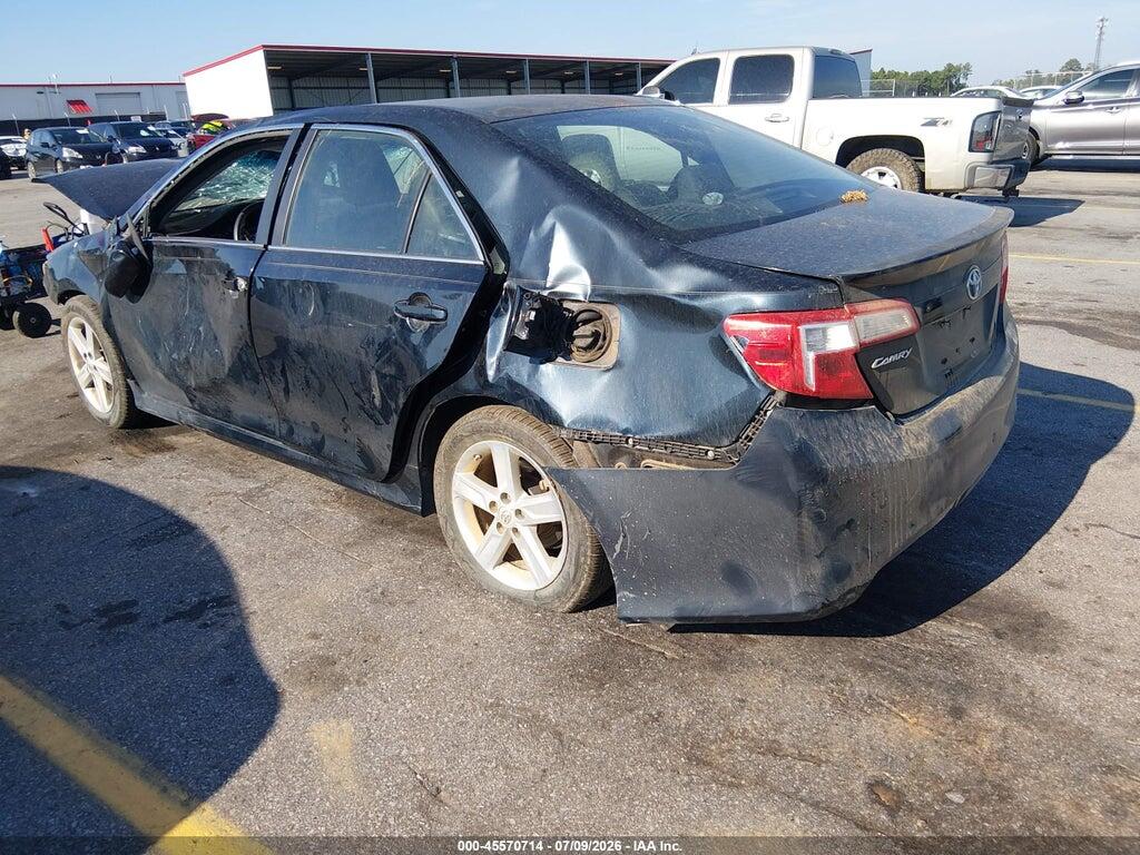 4T1BF1FK3EU843949 2014 TOYOTA CAMRY photo no. 3