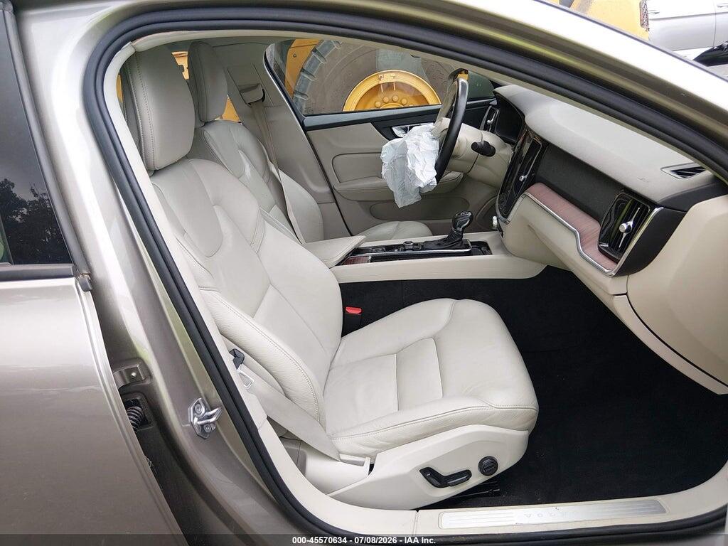 7JRA22TK0MG080406 2021 VOLVO S60 photo no. 5