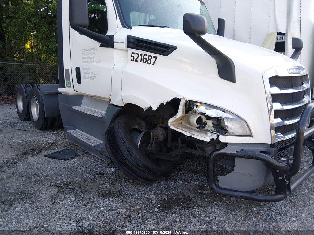 3AKJHLDV0LSLF0499 2020 FREIGHTLINER NEW CASCADIA 126 photo no. 11