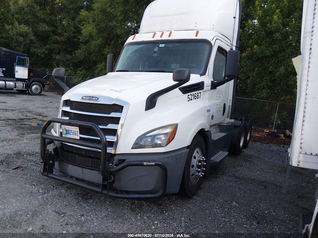 3AKJHLDV0LSLF0499 2020 FREIGHTLINER NEW CASCADIA 126 photo no. 2