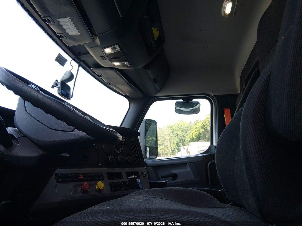 3AKJHLDV0LSLF0499 2020 FREIGHTLINER NEW CASCADIA 126 photo no. 7