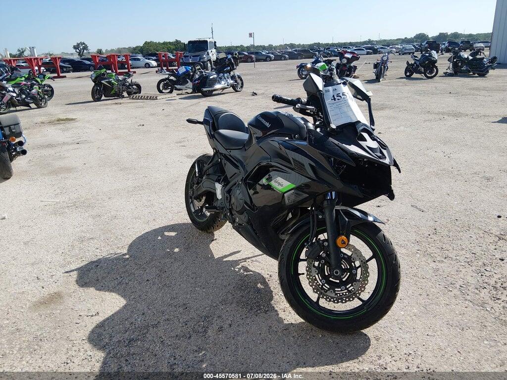 ML5EXER16SDAE1778 2025 KAWASAKI EX650 photo no. 1