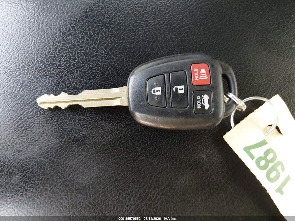 4T1BF1FK6FU933016 2015 TOYOTA CAMRY photo no. 11