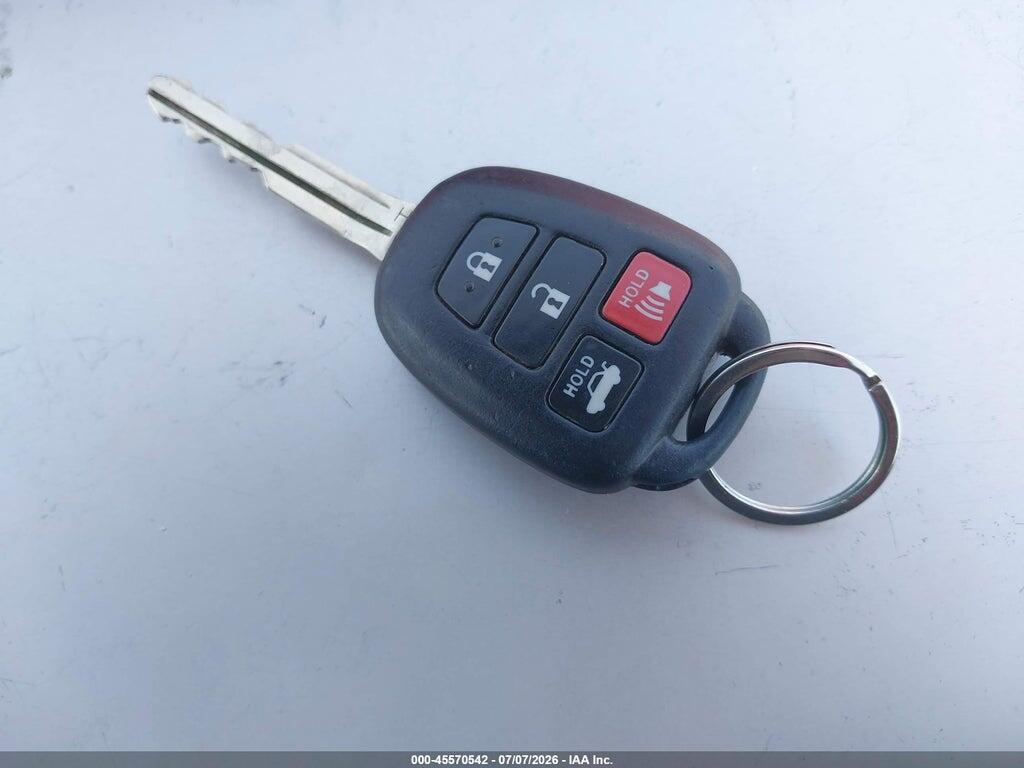5YFBURHEXGP436968 2016 TOYOTA COROLLA photo no. 11