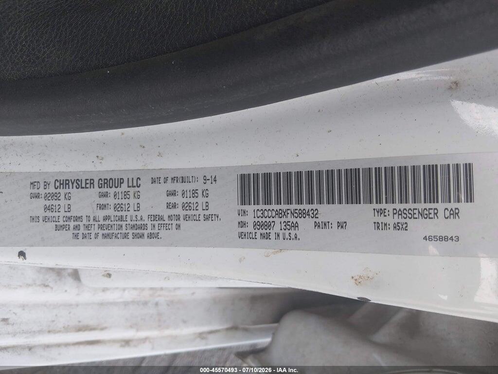 1C3CCCABXFN588432 2015 CHRYSLER 200 photo no. 9