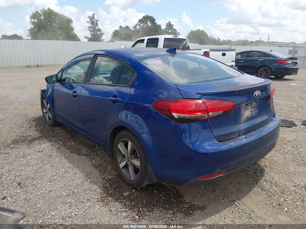 3KPFL4A76JE224936 2018 KIA FORTE photo no. 3
