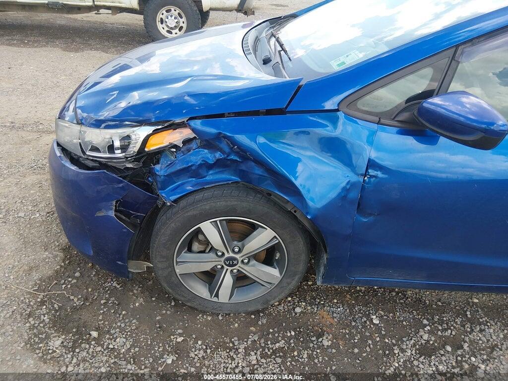3KPFL4A76JE224936 2018 KIA FORTE photo no. 6