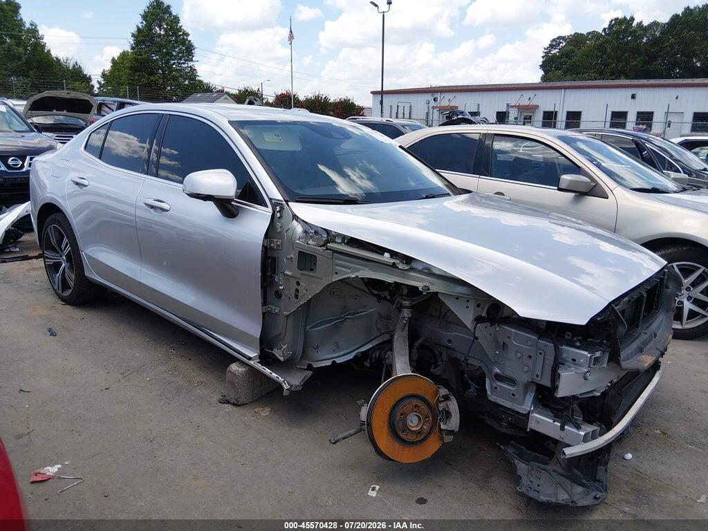 7JRL12FL2NG192142 2022 VOLVO S60 photo no. 6