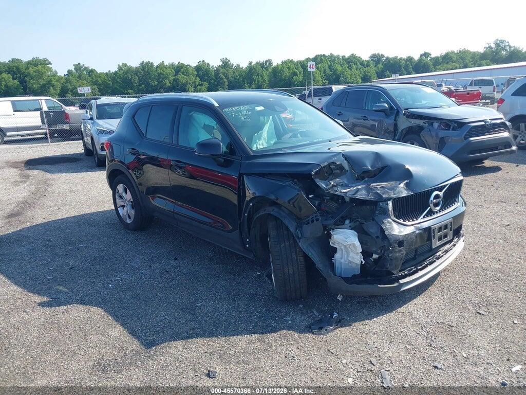 YV4162UK9M2429722 2021 VOLVO XC40 photo no. 1