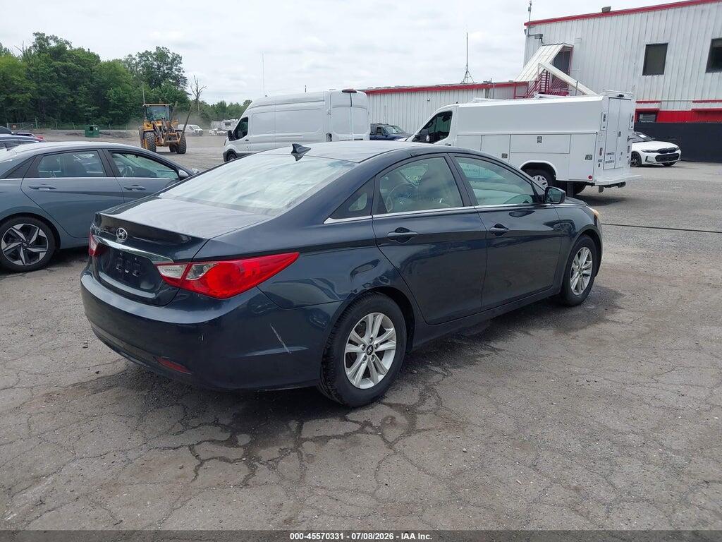5NPEB4AC6CH348554 2012 HYUNDAI SONATA photo no. 4