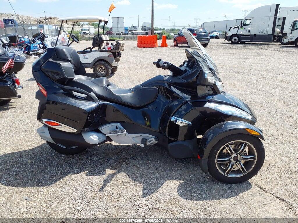 2BXJBLC1XBV000012 2011 CAN-AM SPYDER ROADSTER photo no. 12