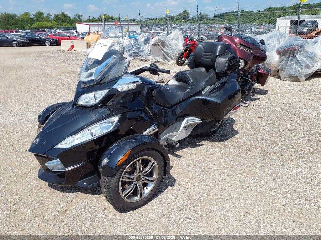 2BXJBLC1XBV000012 2011 CAN-AM SPYDER ROADSTER photo no. 2