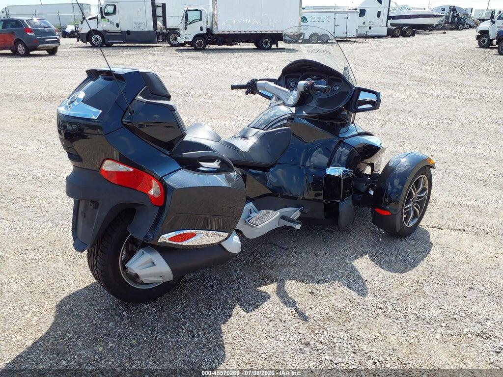 2BXJBLC1XBV000012 2011 CAN-AM SPYDER ROADSTER photo no. 4