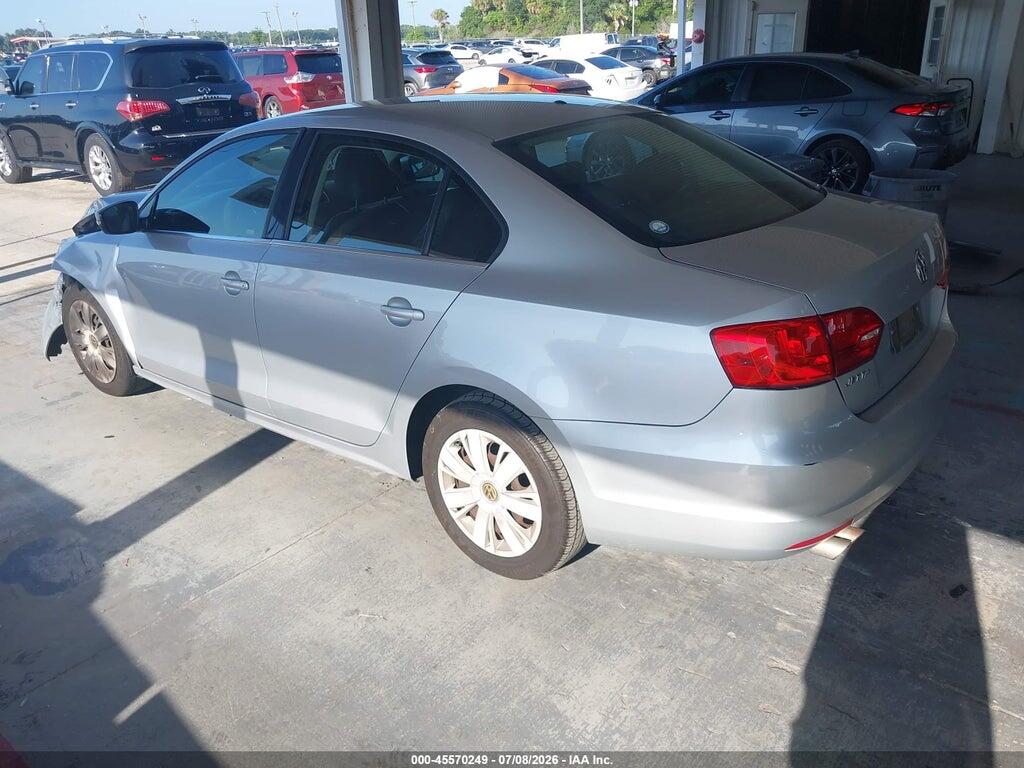 3VWDP7AJ1DM214766 2013 VOLKSWAGEN JETTA photo no. 3