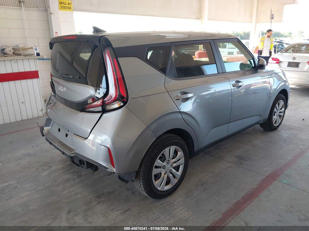 KNDJ23AUXP7878490 2023 KIA SOUL photo no. 4