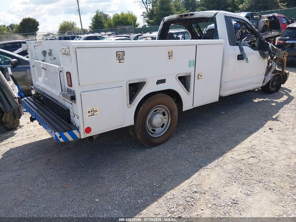 1FDBF2A61HEE26795 2017 FORD F-250 photo no. 4