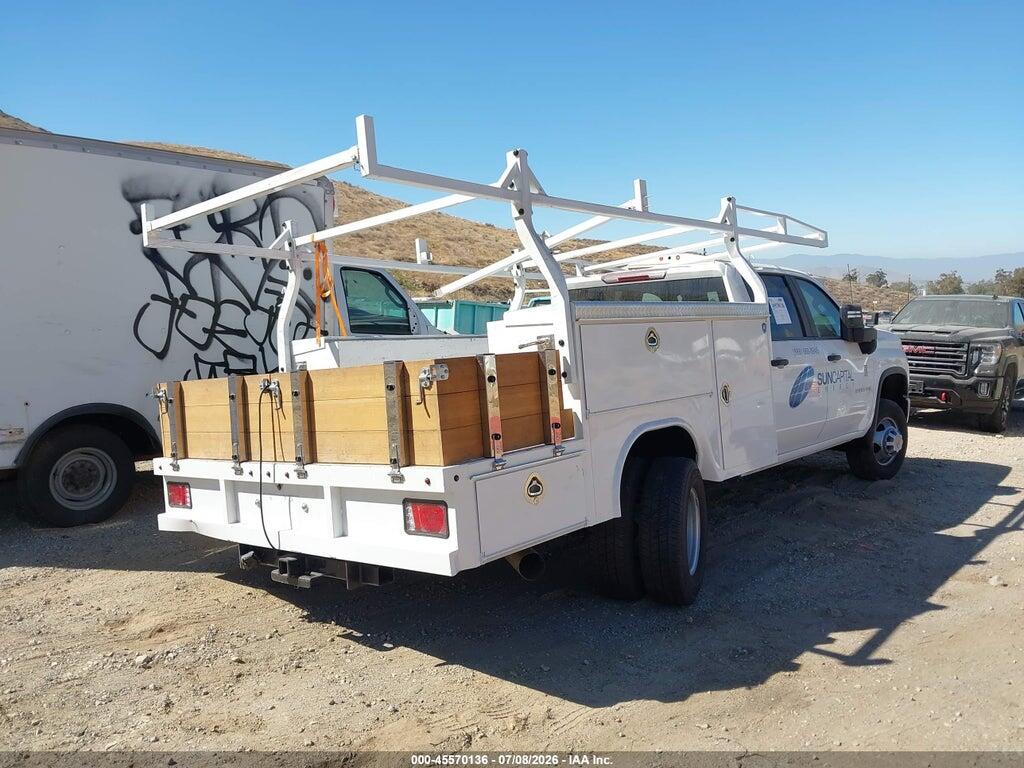 1GB4AREY7SF136132 2025 CHEVROLET SILVERADO 3500HD CHASSIS photo no. 4