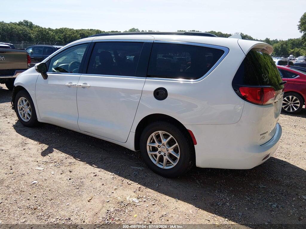 2C4RC1DG2LR261281 2020 CHRYSLER VOYAGER photo no. 3