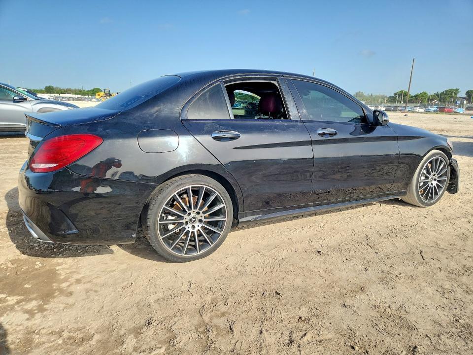 2018 MERCEDES-BENZ C 300 — Фото 3 из 12