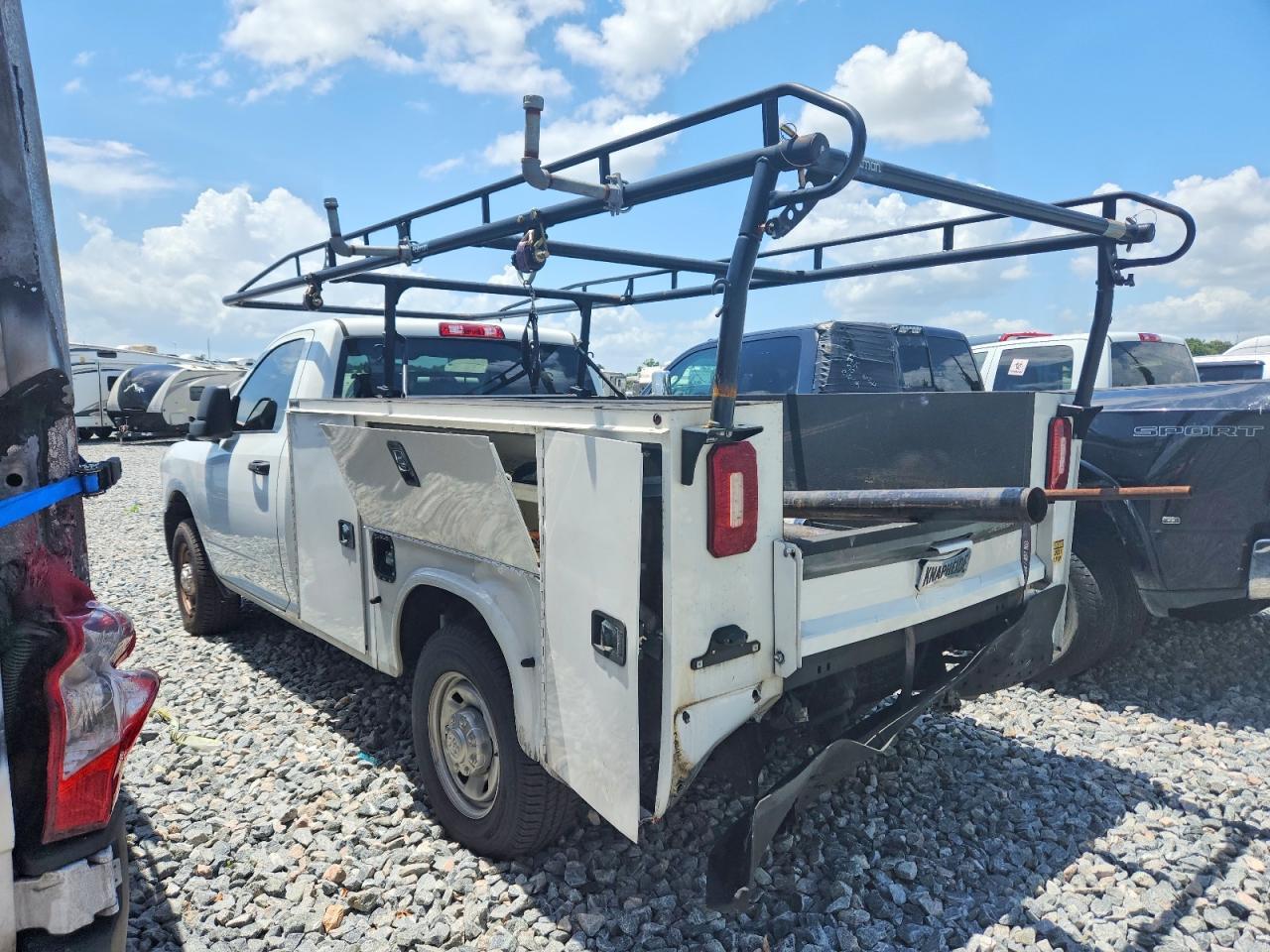 2023 RAM 2500 TRADESMAN — Фото 3 из 10