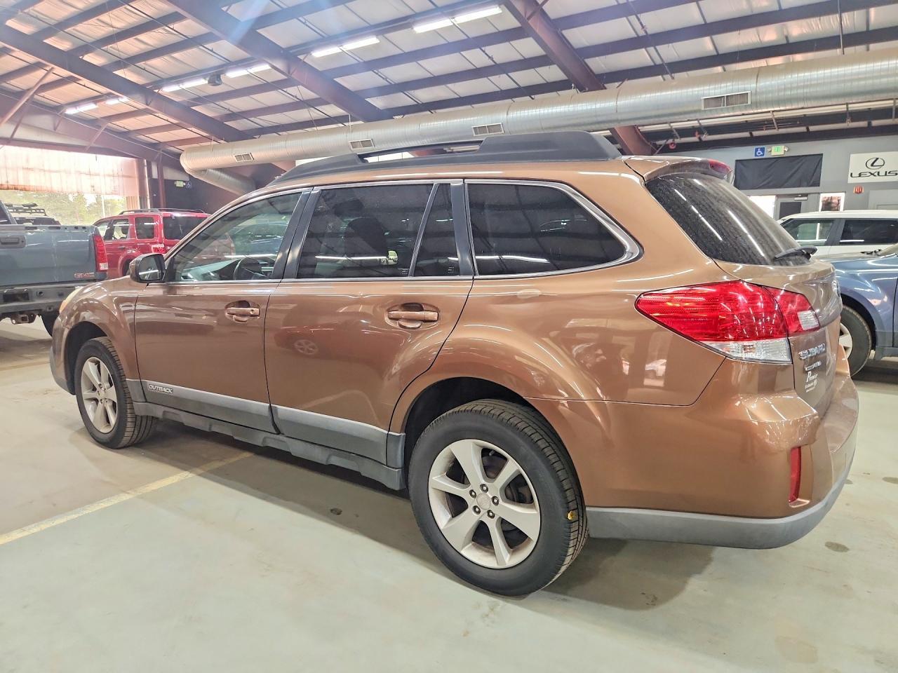 4S4BRBCC9D3312589 2013 SUBARU OUTBACK photo no. 2