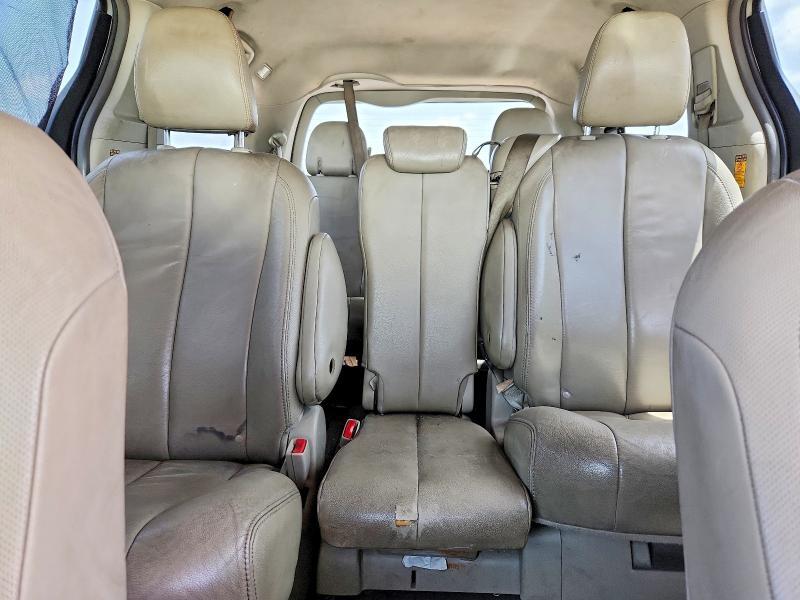 2014 TOYOTA SIENNA XLE 8-PASSENGER — Фото 10 из 13