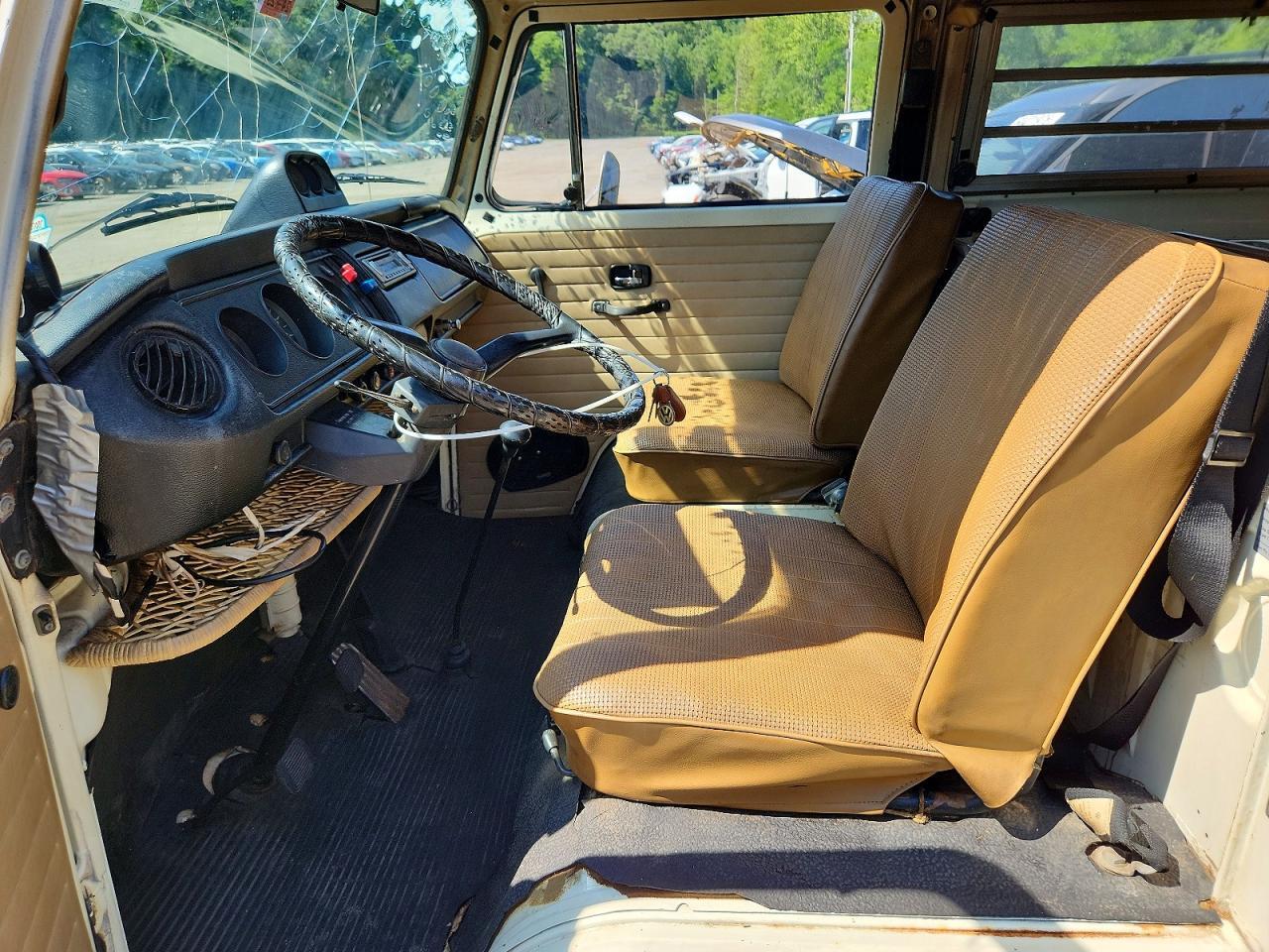 1970 VOLKSWAGEN TRANSPORTER — Фото 7 из 13