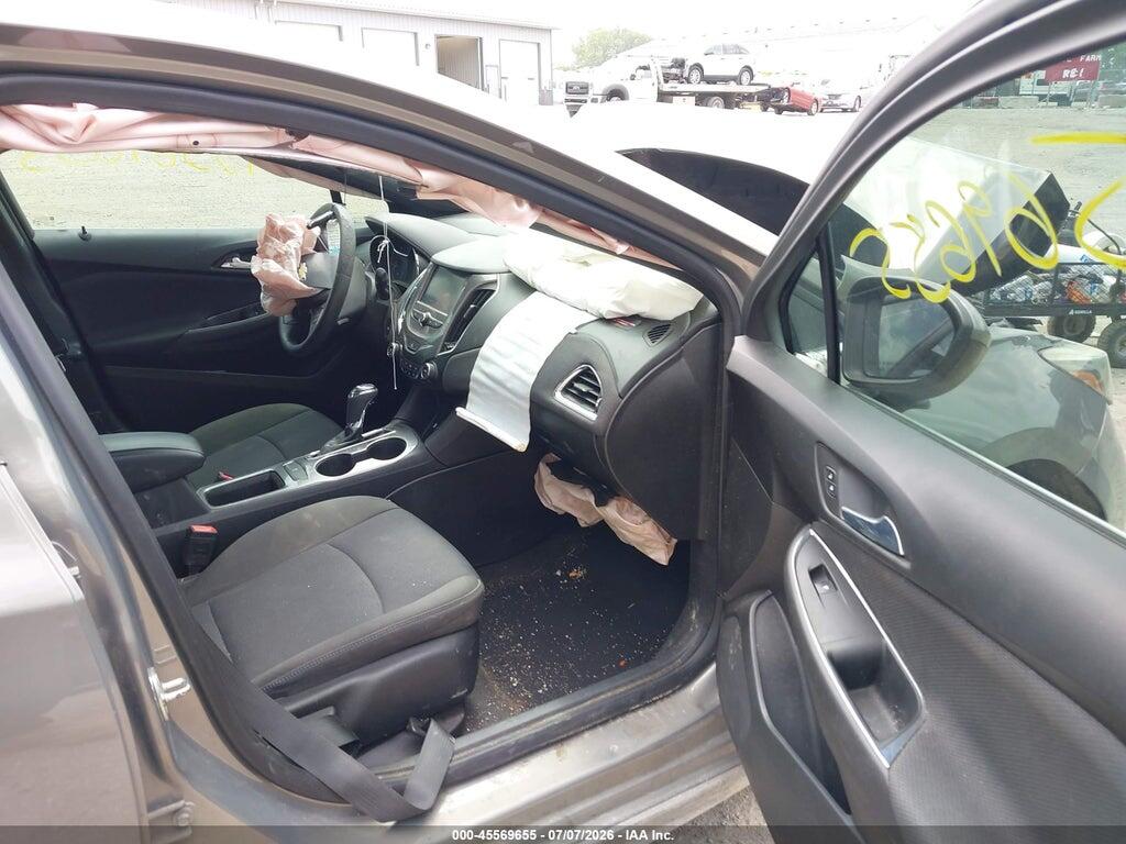3G1BE6SM2JS522371 2018 CHEVROLET CRUZE photo no. 5