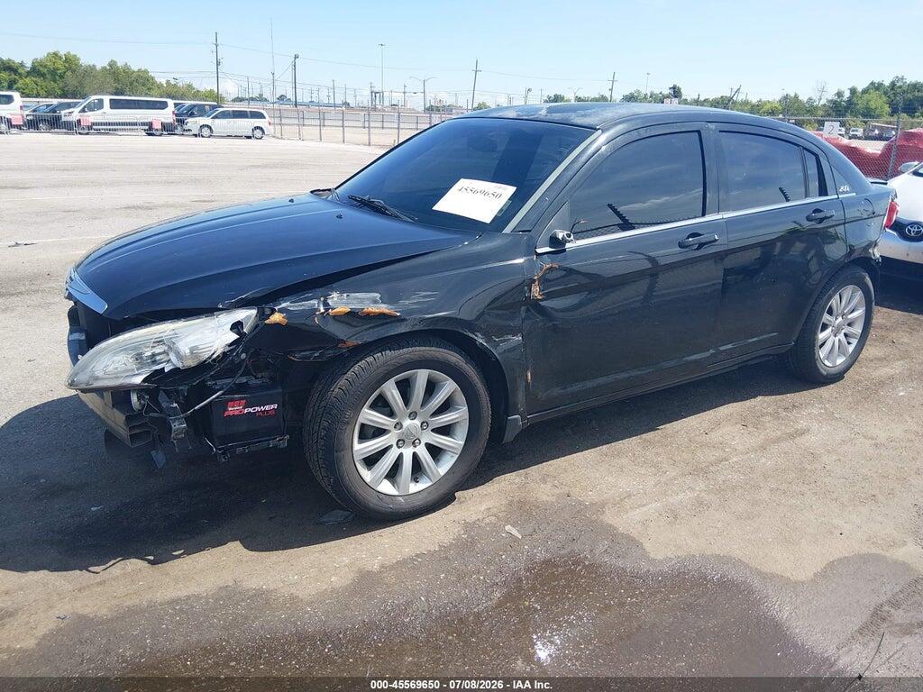 1C3CCBBB7EN183717 2014 CHRYSLER 200 photo no. 2