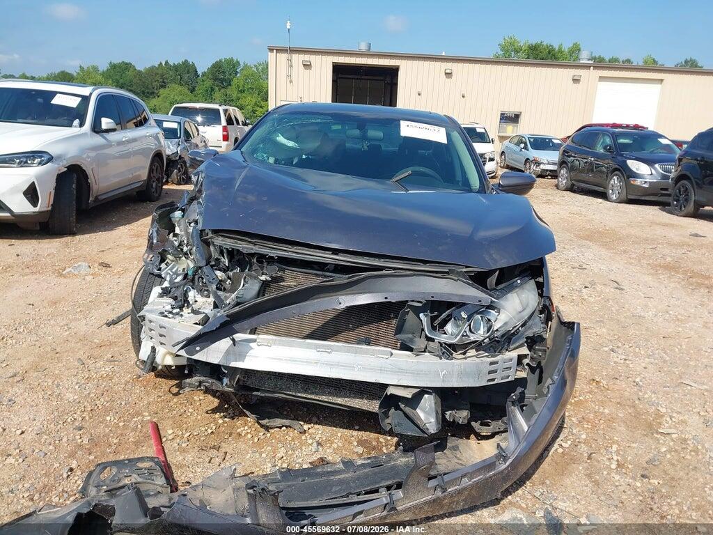 19XFC2F7XHE017991 2017 HONDA CIVIC photo no. 6