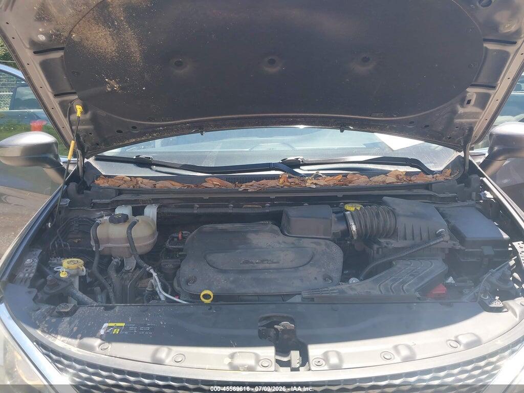 2C4RC1DG9LR176471 2020 CHRYSLER VOYAGER photo no. 10