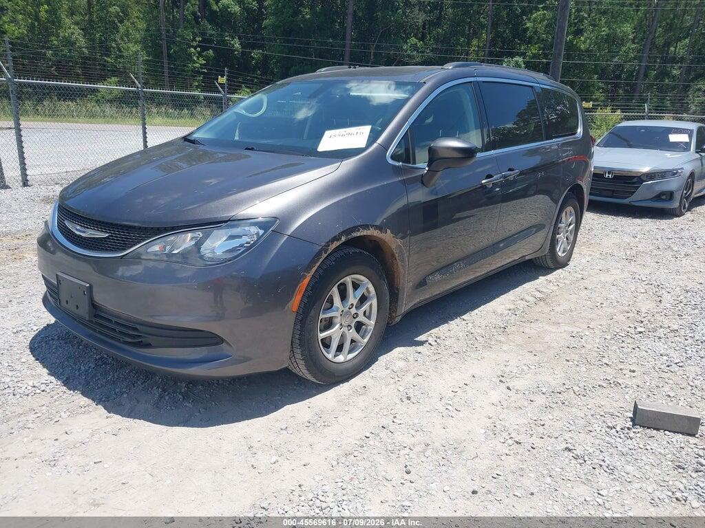 2C4RC1DG9LR176471 2020 CHRYSLER VOYAGER photo no. 2