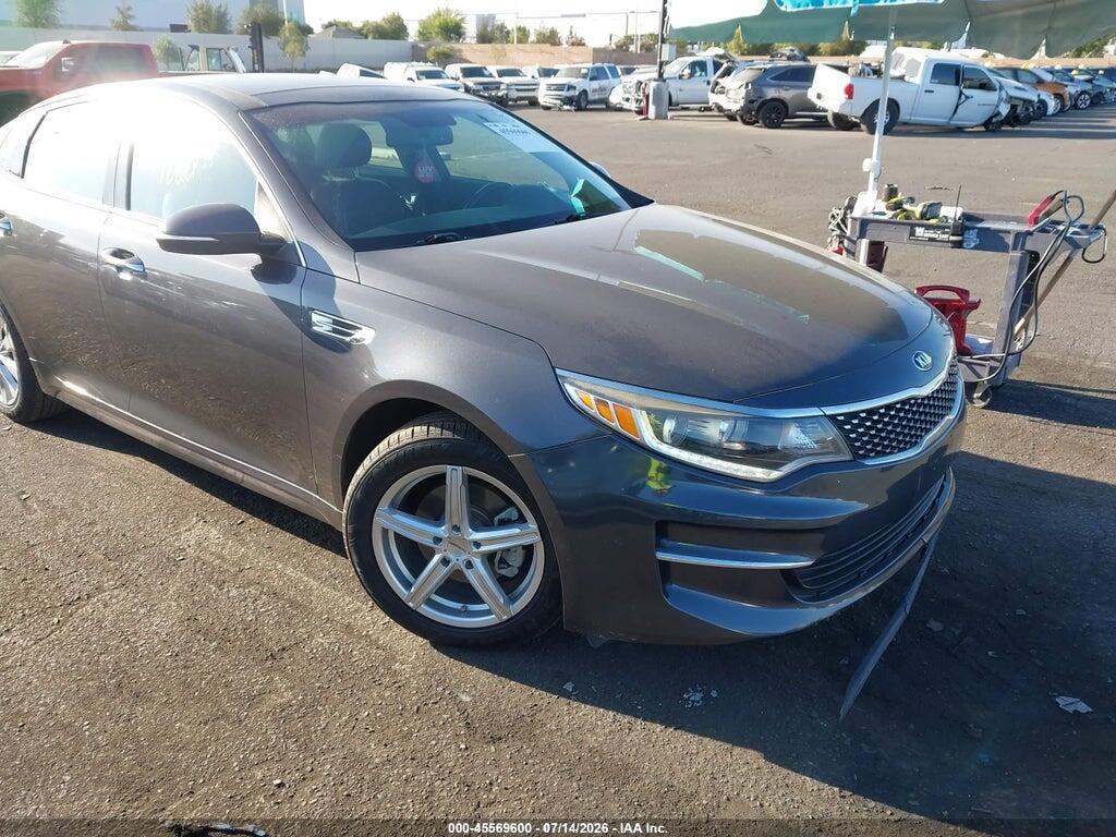 5XXGU4L38JG213973 2018 KIA OPTIMA photo no. 1