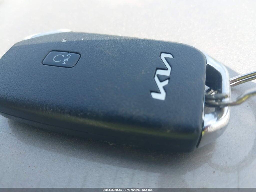 3KPF54AD6PE670397 2023 KIA FORTE photo no. 11
