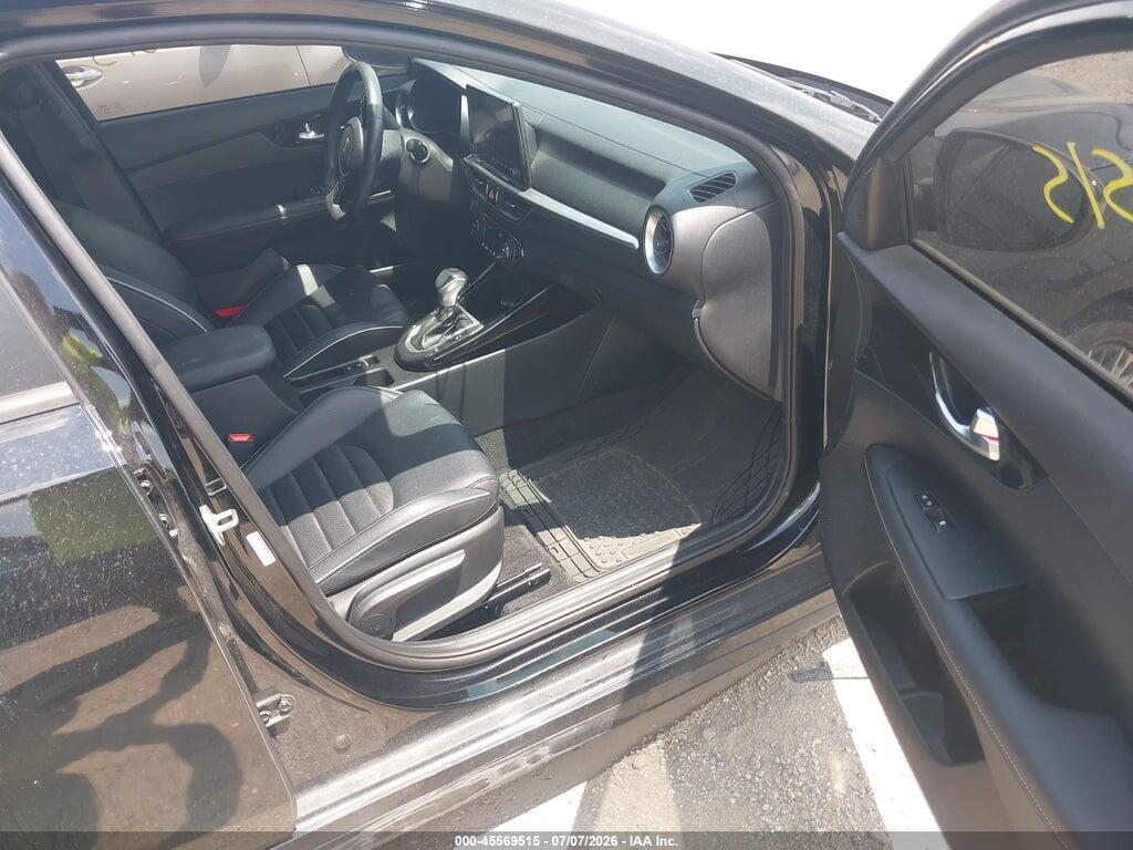 3KPF54AD6PE670397 2023 KIA FORTE photo no. 5