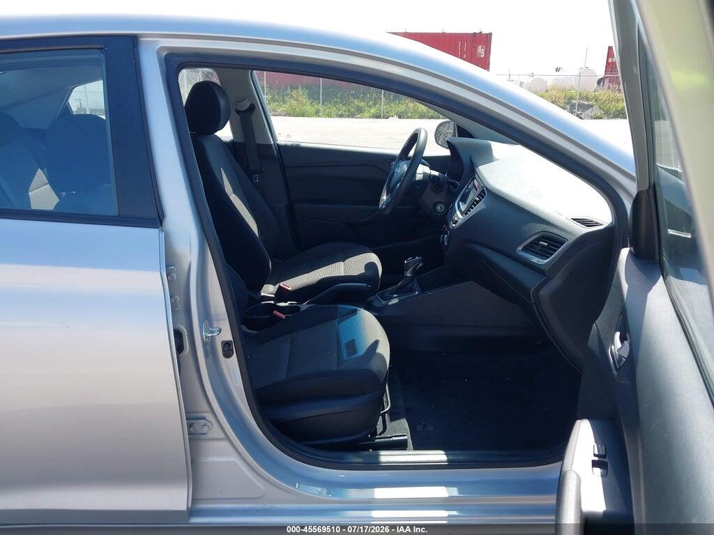 3KPC24A31JE025683 2018 HYUNDAI ACCENT photo no. 5