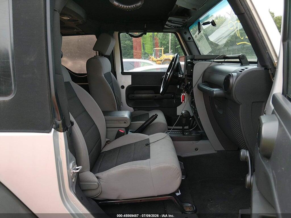 1J4FA24178L516026 2008 JEEP WRANGLER photo no. 5