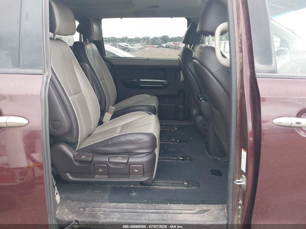 KNDME5C13F6044505 2015 KIA SEDONA photo no. 8