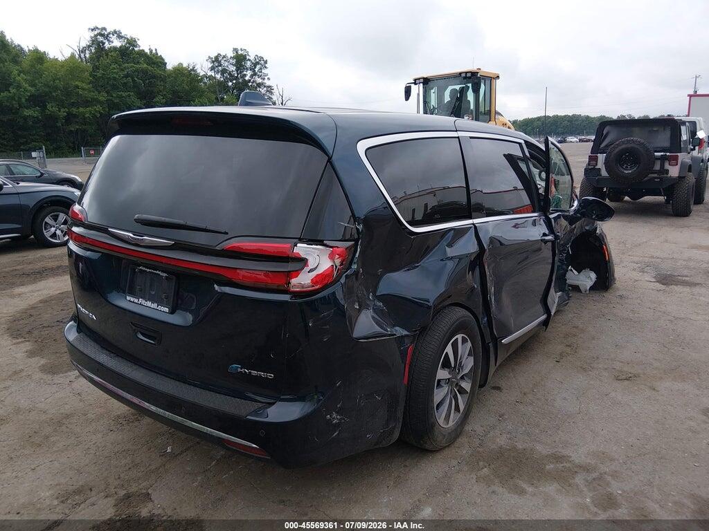 2C4RC1S70NR196775 2022 CHRYSLER PACIFICA HYBRID photo no. 4