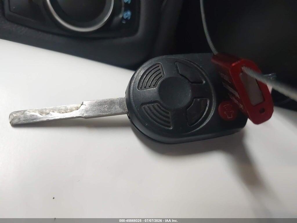 1FMCU0F7XHUB52843 2017 FORD ESCAPE photo no. 11