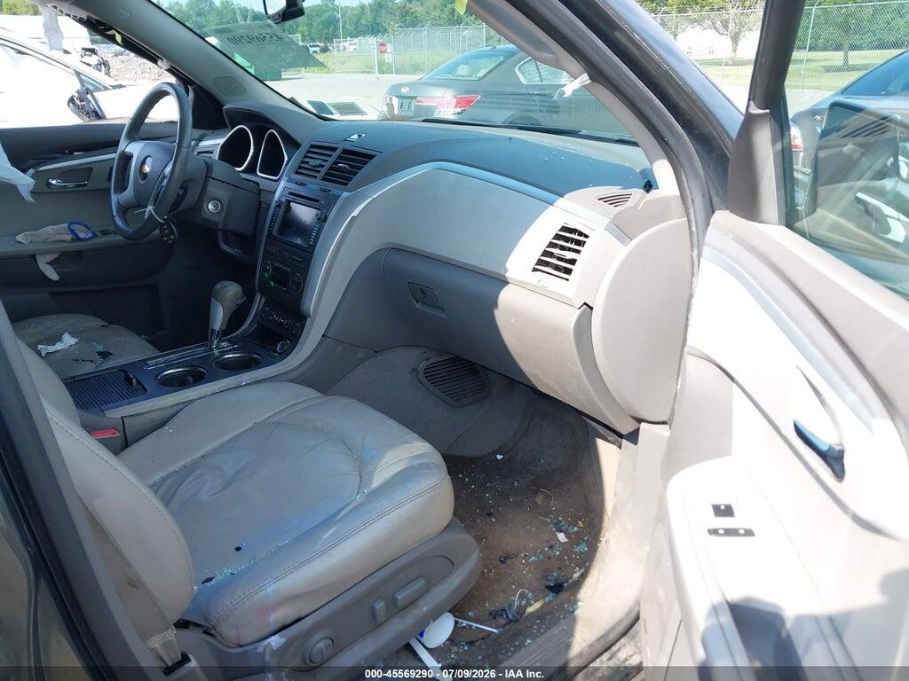 1GNKRJED0BJ238547 2011 CHEVROLET TRAVERSE photo no. 5