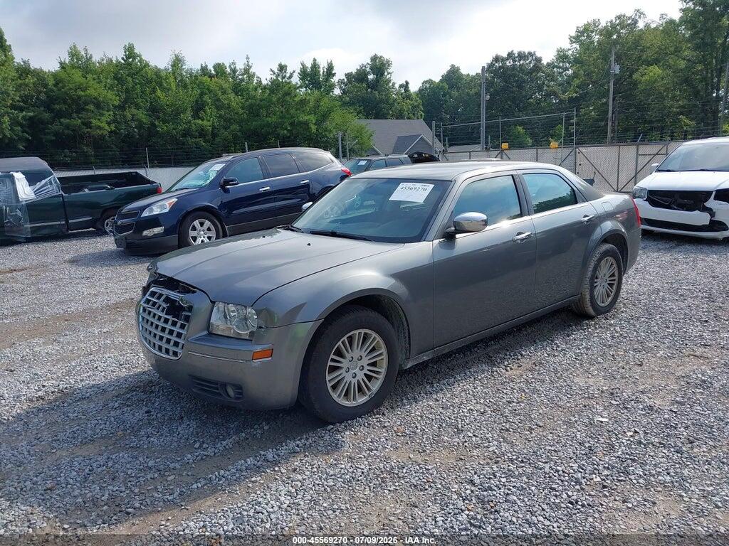 2C3CA1CV9AH318935 2010 CHRYSLER 300 photo no. 2