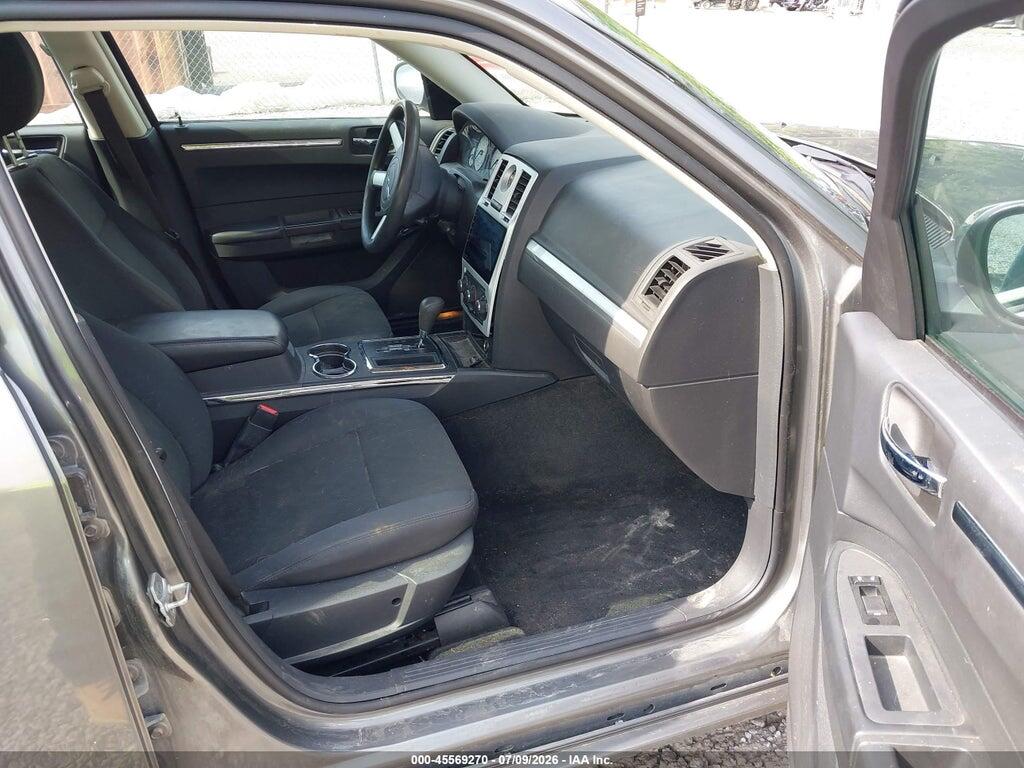 2C3CA1CV9AH318935 2010 CHRYSLER 300 photo no. 5