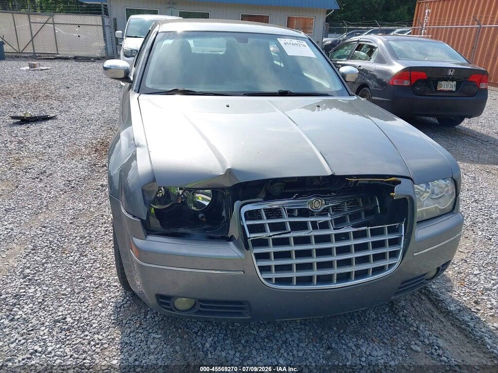 2C3CA1CV9AH318935 2010 CHRYSLER 300 photo no. 6