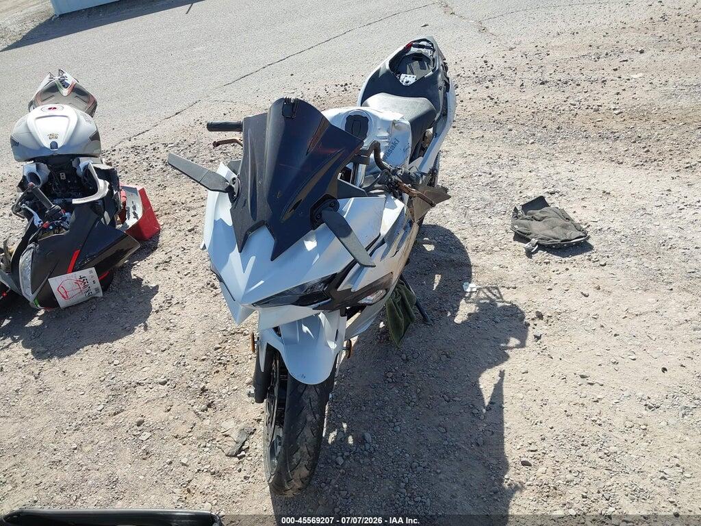 ML5EXGH18SDA52993 2025 KAWASAKI EX500 photo no. 5