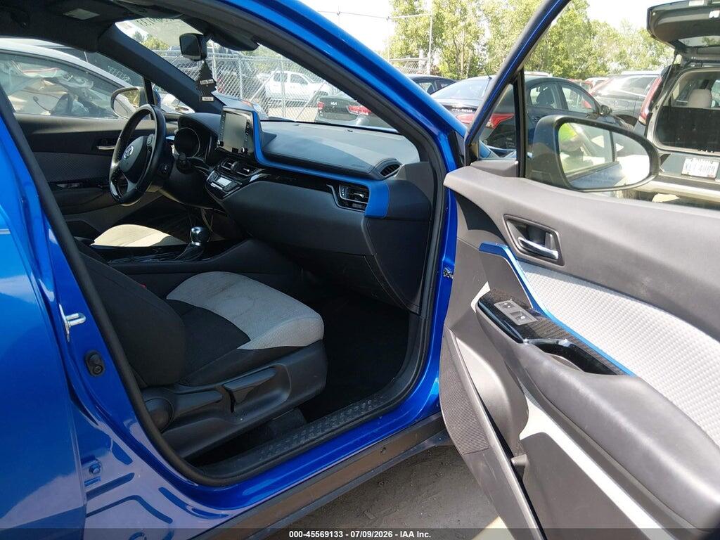 JTNKHMBX4K1059239 2019 TOYOTA C-HR photo no. 5