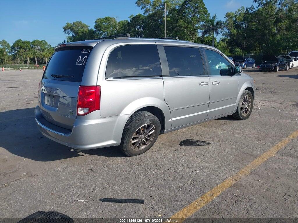 2C4RDGCG0HR750142 2017 DODGE GRAND CARAVAN photo no. 4