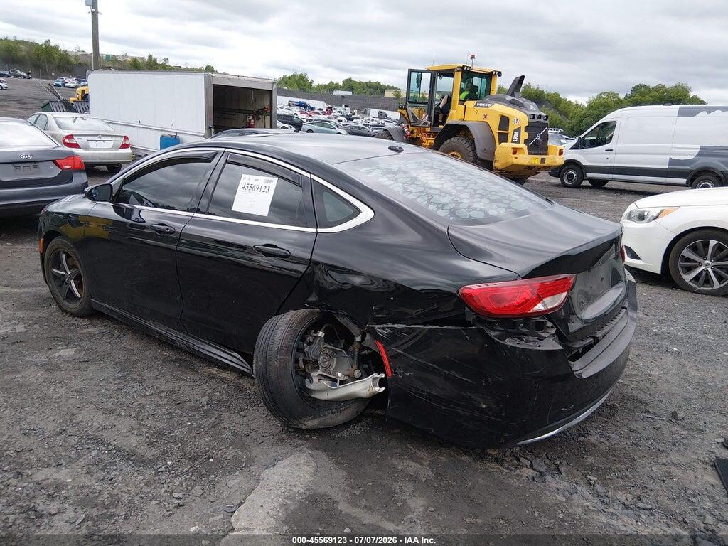 1C3CCCABXGN121884 2016 CHRYSLER 200 photo no. 3