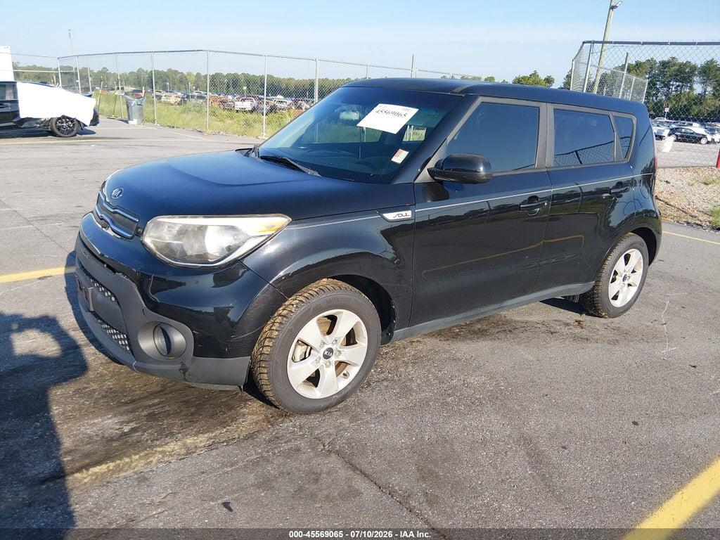 KNDJN2A20J7889053 2018 KIA SOUL photo no. 2