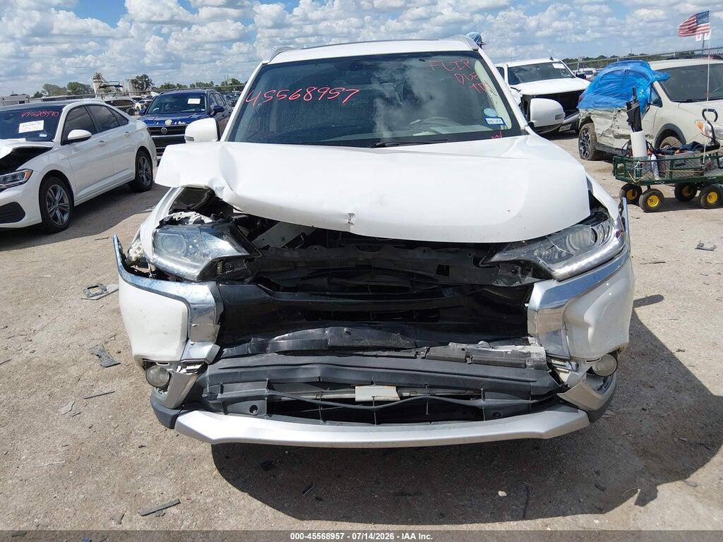 JA4AD3A32HZ034672 2017 MITSUBISHI OUTLANDER photo no. 6
